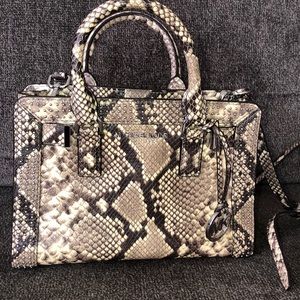 Snake skin Michael Kors purse with crossbody strap